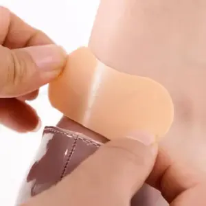 20sheets heel patch, suitable for wearing high heels, women's use, foot friction use, men's leather shoes use, comfortable to use, skin tone patch, firmly attached and not easy to fall off