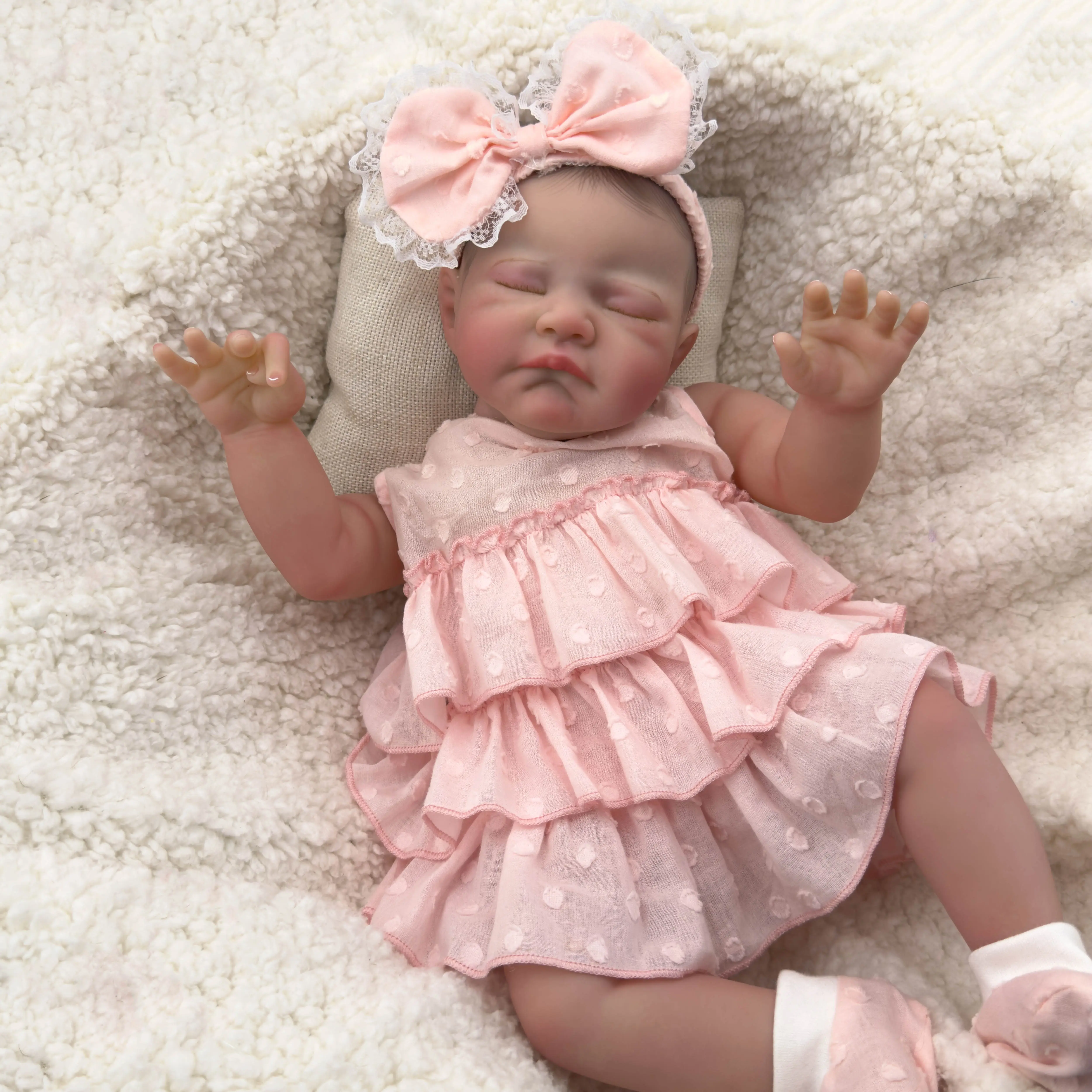 Realistic Reborn Baby Dolls 19Inch Newborn Baby Dolls with Soft Cloth Body Sleeping Lifelike Reborn Baby Dolls Birthday Gift for Kids Age 3+