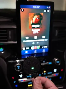 Wireless CarPlay Adapter — Universal Plug & Play