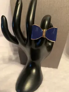 Bow Ring