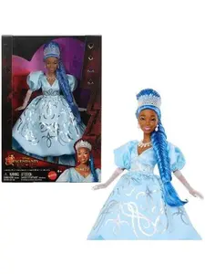 Disney Descendants: The Rise of Red – Queen Cinderella Fashion Doll with