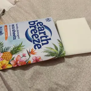 Earth Breeze Laundry Detergent Sheets Fresh Scent 60 Loads | Eco Liquidless Soap - Travel-Friendly for Hot & Cold Cycles, Tackles Tough Stains & Odors - Gentle on Skin