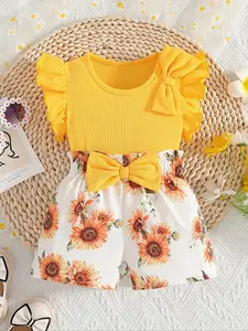 Baby girl summer outfit, solid color ribbed bow short-sleeve round-neck top paired with floral print waist-cinched shorts, fashionable, versatile, and cute style, perfect for summer outings and travel, adorable casual set for baby girls, Baby Clothing