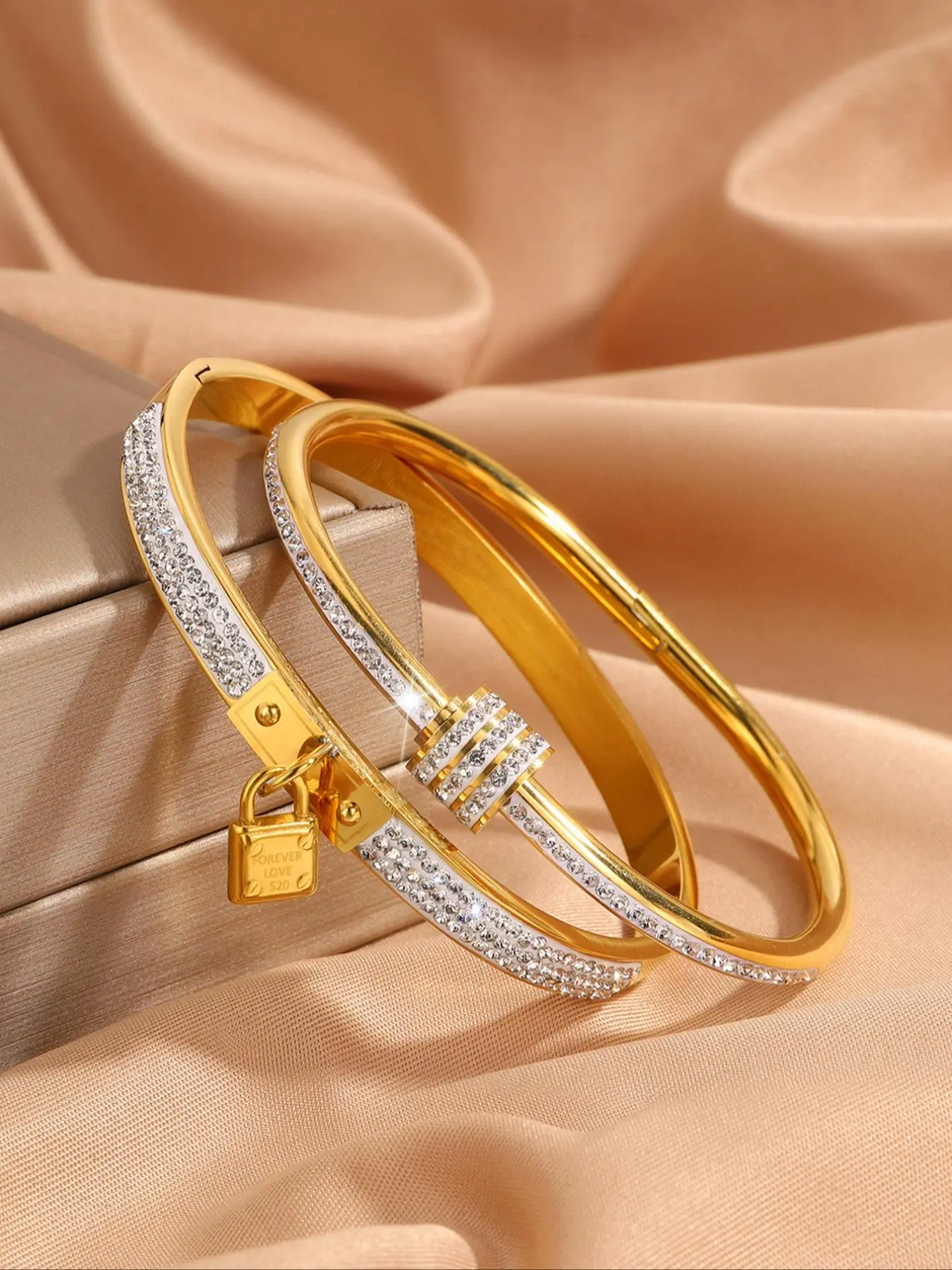 Classic French Fashion Bangle Bracelet, Stackable Bracelets, High Quality Bracelet, Stainless Steel Jewelry for Women & Men, Trendy All-match & Exquisite Jewelry for Birthday Gift, Stackable Bracelet Set