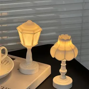 Lily Flower Night Light Lamp, Battery Operated Small Table Lamp, Decorative Light for Room Bedroom Decor, Perfect Gift for Christmas, Thanksgiving, Valentine's Day, Modern Nightstand Lamps