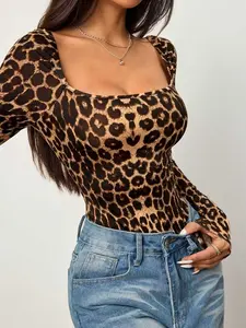 A women's sexy, elegant, wild and fashionable leopard square collar long-sleeved jumpsuit Bodysuits, suitable for autumn and winter, suitable for retro modern style, street fashion style and other styles.