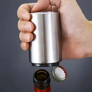 Magnetic Beer Bottle Opener, Stainless Steel Automatic Push-pull Magnetic Bottle Top Opener, Kitchen Utensil Suitable for Hotels, Family Dinners, Bars, Restaurants, Home Bar Accessories