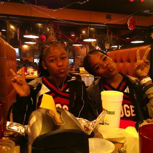 Deatti 4K Digital Camera, 1 Count 64MP Auto FocusDigital Camera,junior camera  Compact & Portable Camerawith 64G Memory Card & Battery,Compact 4K Digital Camera with Accessories Gifts for kids Black Flash