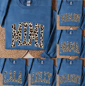 Custom Leopard Print Mama Sweatshirt, Personalized Mother's Day Gift, Black Crewneck for Mom Nana Gigi Mimi Granny Auntie, Retro Varsity Letter Pullover, Trendy Cheetah Print Gift for New Mom