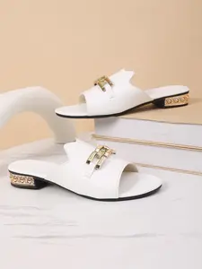 Summer New Minimalist Women's Slip-On Sandals, Snake Print Upper, Metal Buckle, Low Heel, Anti-Slip Sole, Casual Daily Wear