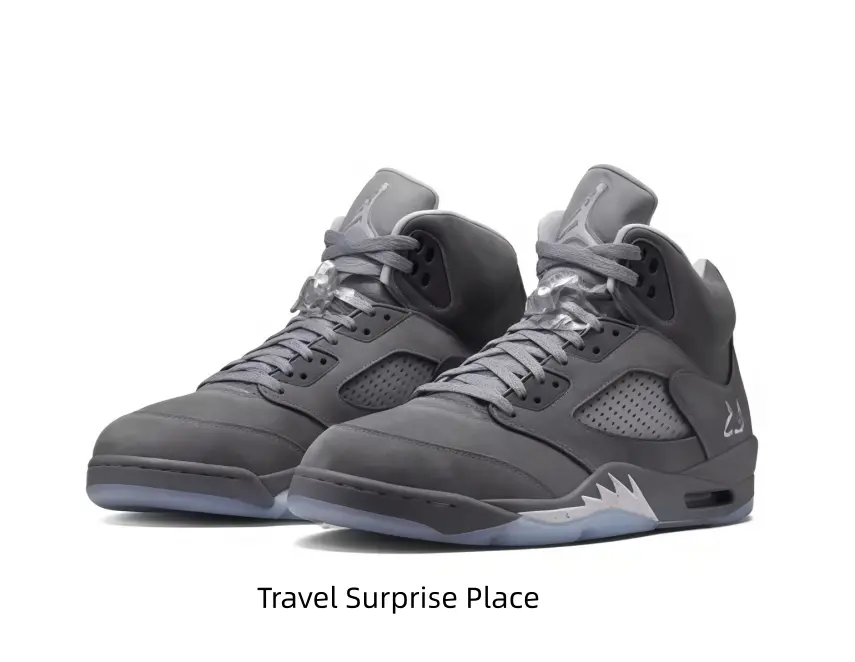True Clean-Fit Essential Sports Collectible Shoes, Timeless Grey-On-Grey Design