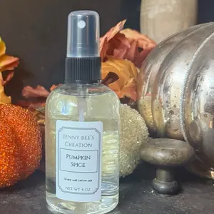 Pumpkin Spice Room Spray $10.99 Leaves no Residue Comes with Free Soy wax melts-Mix and match fall scents