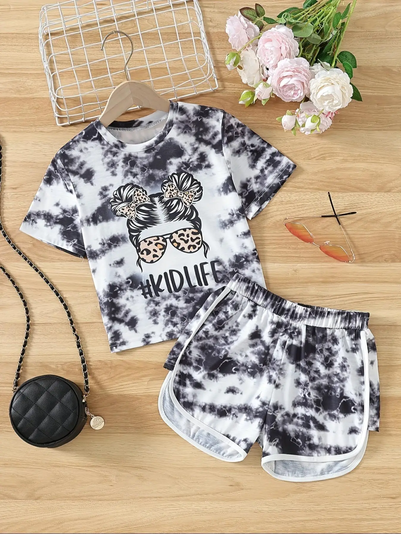 Girl's Tie Dye Print Tee & Shorts Two-piece Set, Casual Round Neck Short Sleeve T-shirt & Shorts, Summer Clothes for Kids Outdoor Holiday