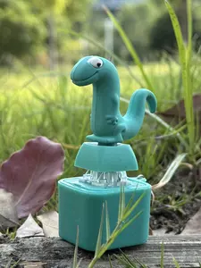 [Christmas Gift] Lizard button Keychain with Realistic Sound Color Changing Rechargeable for Lizard Lover Kids and Adults. TikTokShopBlackFriday