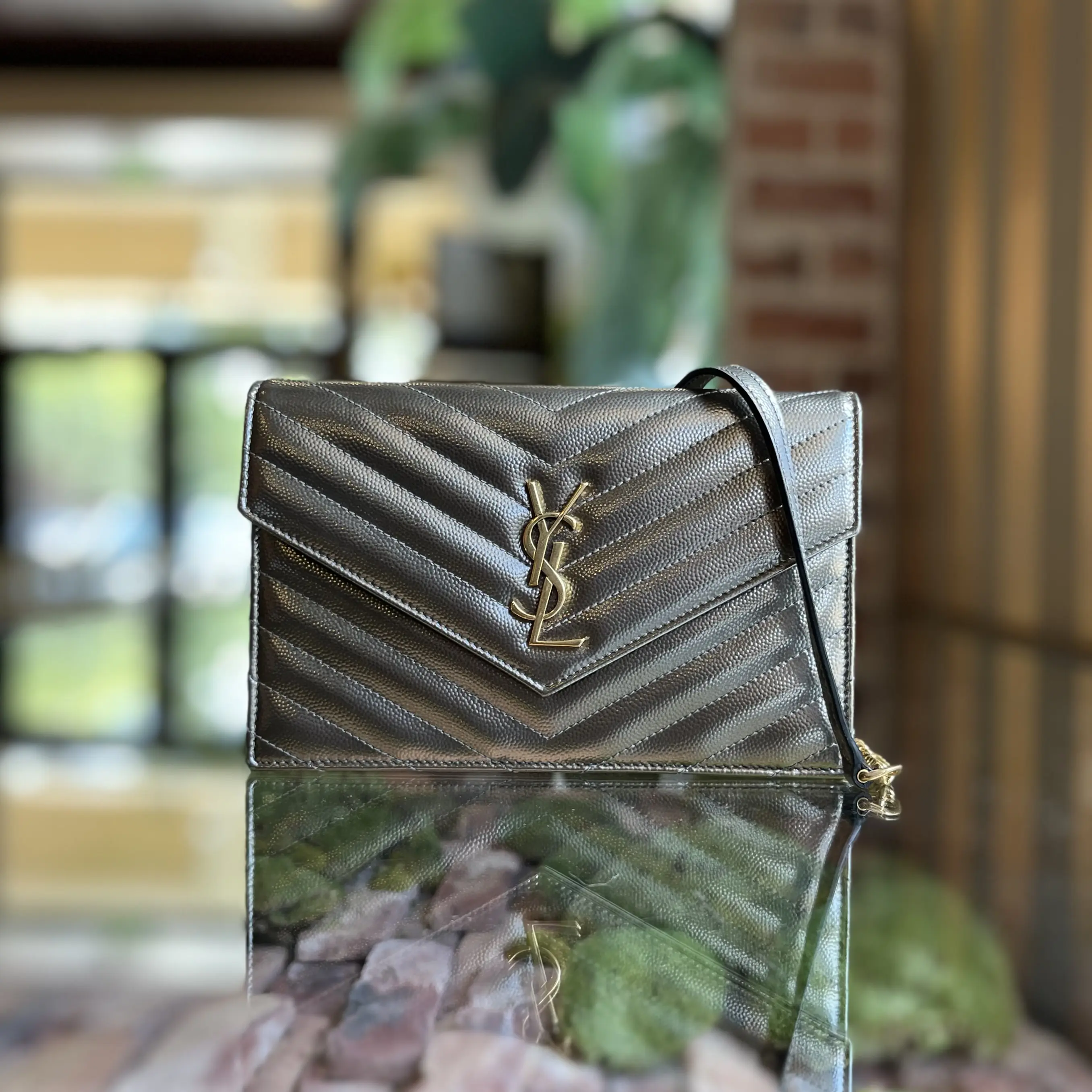Pre-owned Yves Saint Laurent leather Crossbody Bags SAINT LAURENT Cassandre Wallet on Chain Pewter Matelassé Monogram Bag