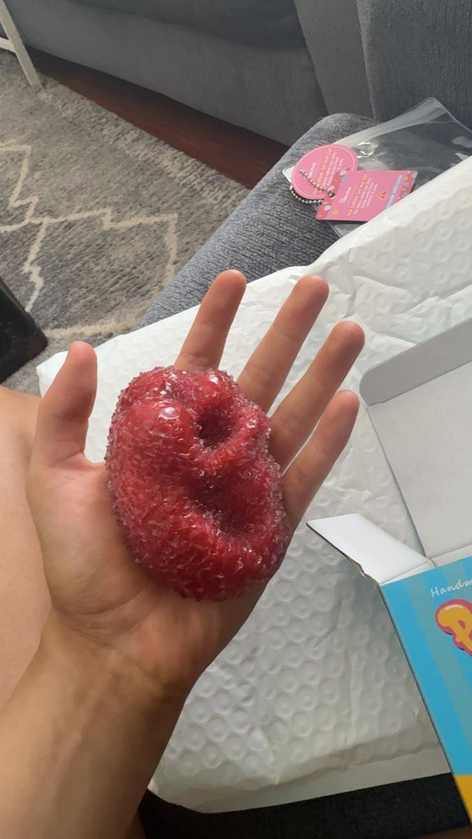 Item: Red (Sorbet Feel,Crunchy Sound)