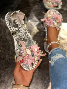 Women's Floral Sandals, Comfortable Indoor Outdoor Shoes, Fashion Flower Design, Perfect Gift for Her, Stylish and Comfy, Trendy Sandals