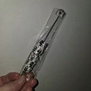 Clay Pen with Unique Design and Practical Functionality for Writing and Drawing