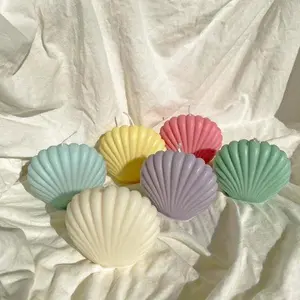 Yui Brooklyn Shell Candle