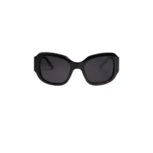 SHEVOKE Jen 001 Sunglasses in Black