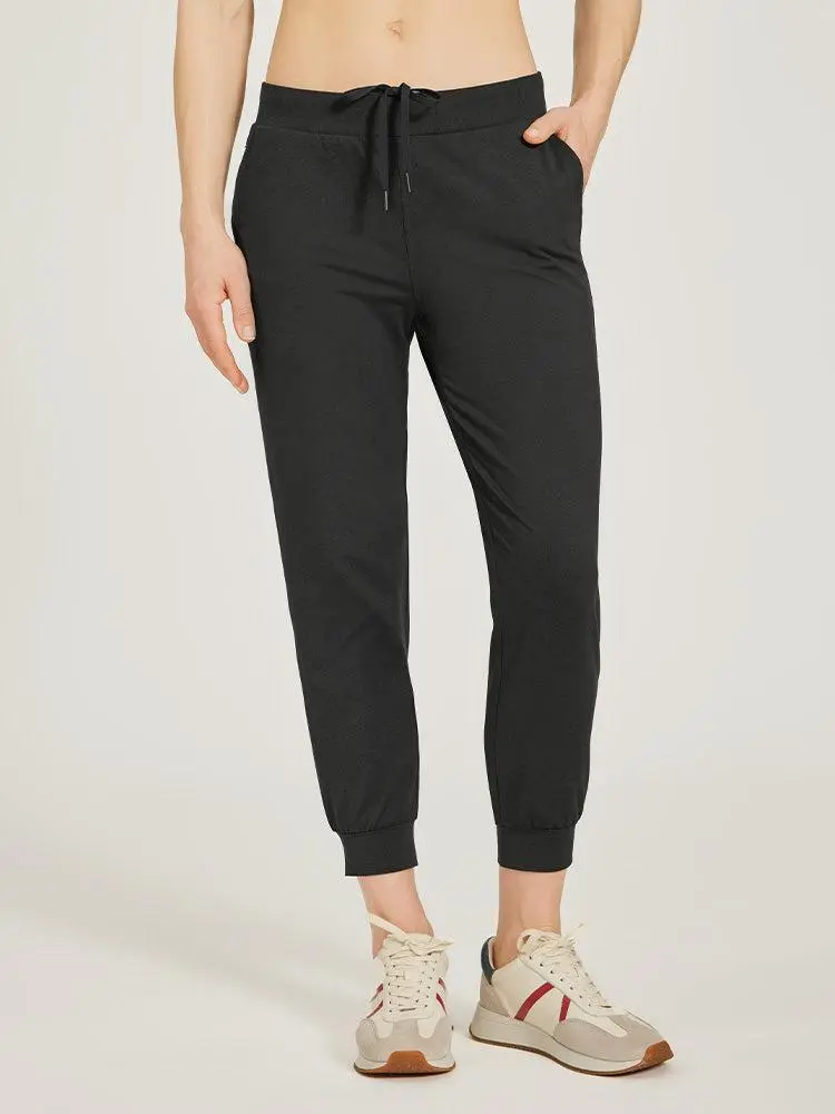 Mott & Bow - Cropped Performance Jogger - ttk