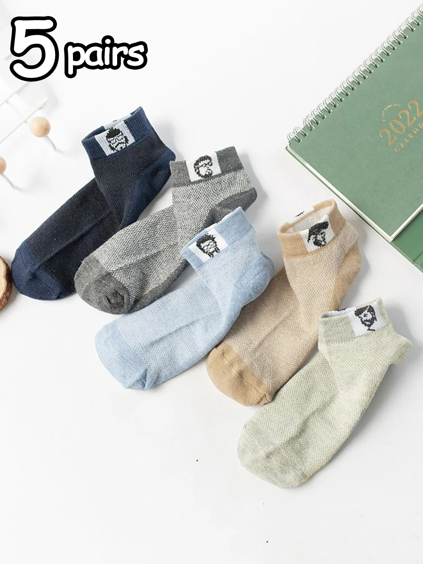 Men's Breathable Cartoon Character Socks, 5 Pairs Pack, Casual Sporty Design, Comfortable Fit for Daily Wear & Sports Activities