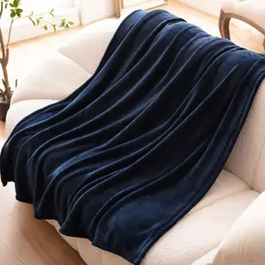 [Each customer is limited to one gift] A cozy blanket in one of the following colors: Light Beige, Forest Green, Navy, or Smoke Grey will be randomly sent. Suitable for use on the sofa or bed, comfortable and warm in all seasons.