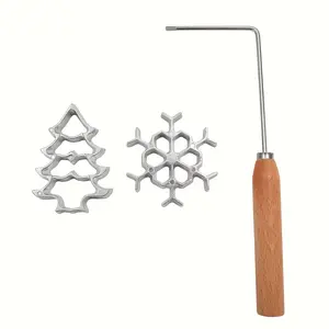 Christmas Oil Dumpling Creative Hollow Aluminum Alloy Deep Fryer Mold for Shrimp Cakes and Snacks Kitchen Baking Tool, Snack Molds, Holiday Baking, Decorative Molds, Lightweight Tool, Durable Kitchenware, Highquality Metal, Cooking Accessory,