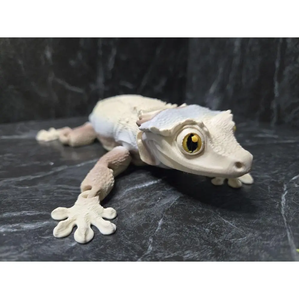 Cute Crested Gecko 10 Inches Clay Rainbow Filament Articulating Body Tail Fun Decor for All Ages