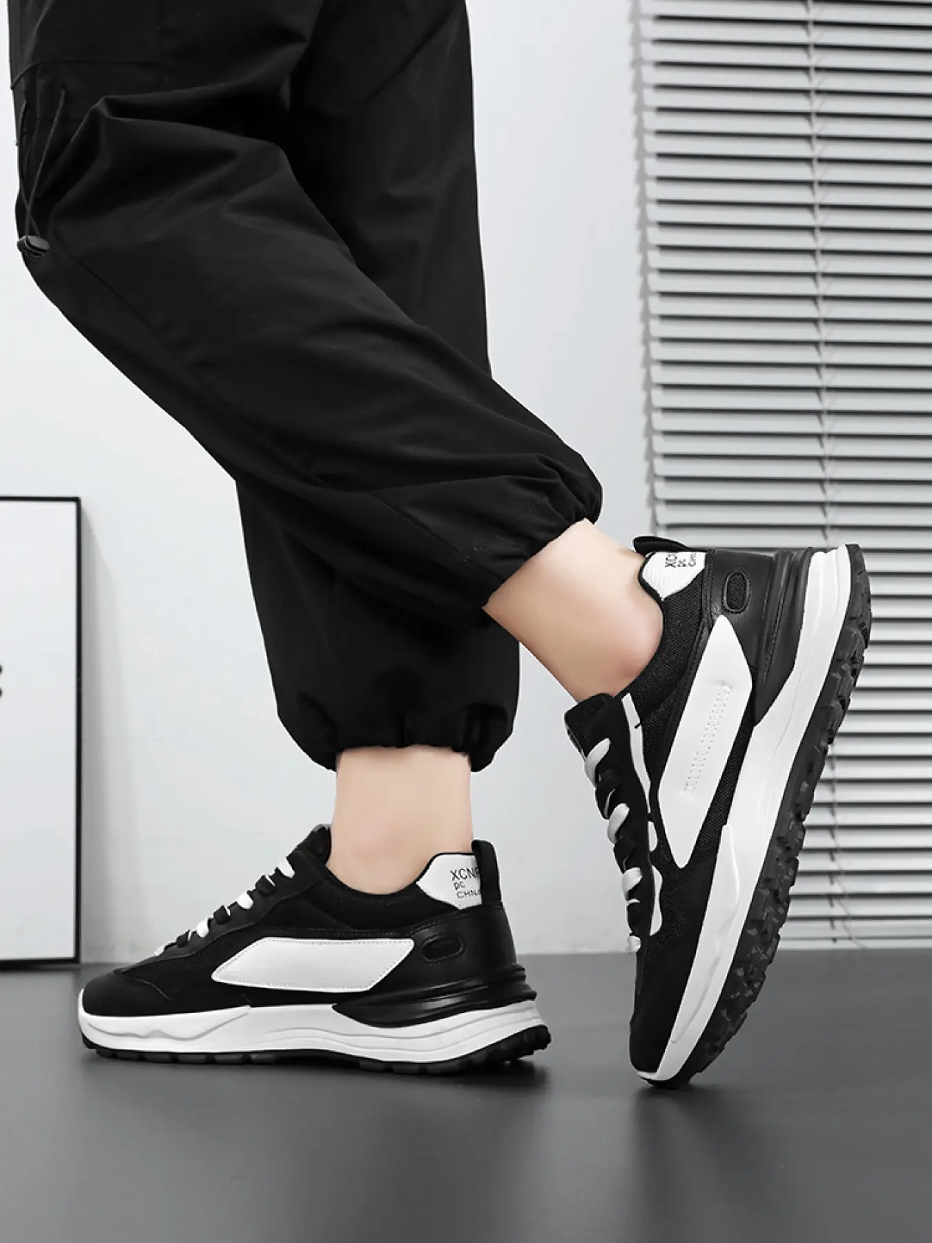Men's Classic White Sneakers | Breathable Mesh Dad Shoes | Versatile Everyday Wear, Lightweight Sneakers