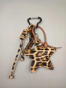 Leopard Star Keychain, Leopard Print Rope, Silver Star Charm Star Pendant Keychain For Women Star Purse Charm Keychain Silver Star Bag Charm Handbag Accessory Keychain for Backpack,Car Star Ornament Lanyard
