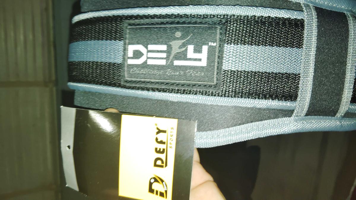 Item: Black/Grey, Large