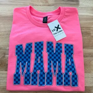 MAMA BLUE CHECKERED GILDAN UNISEX T-SHIRT