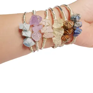 Compatible with natural stone crystal bracelets for women, irregular wire-wrapped gold-plated copper pink crystal bracelet jewelry. Crystal Jewelry Good Luck Charm Handmade Jewelry Energy Bracelet Meaningful Gift