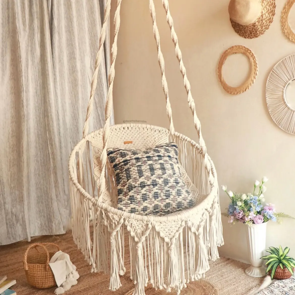 Trendy, boho ceiling hanging hammock chair