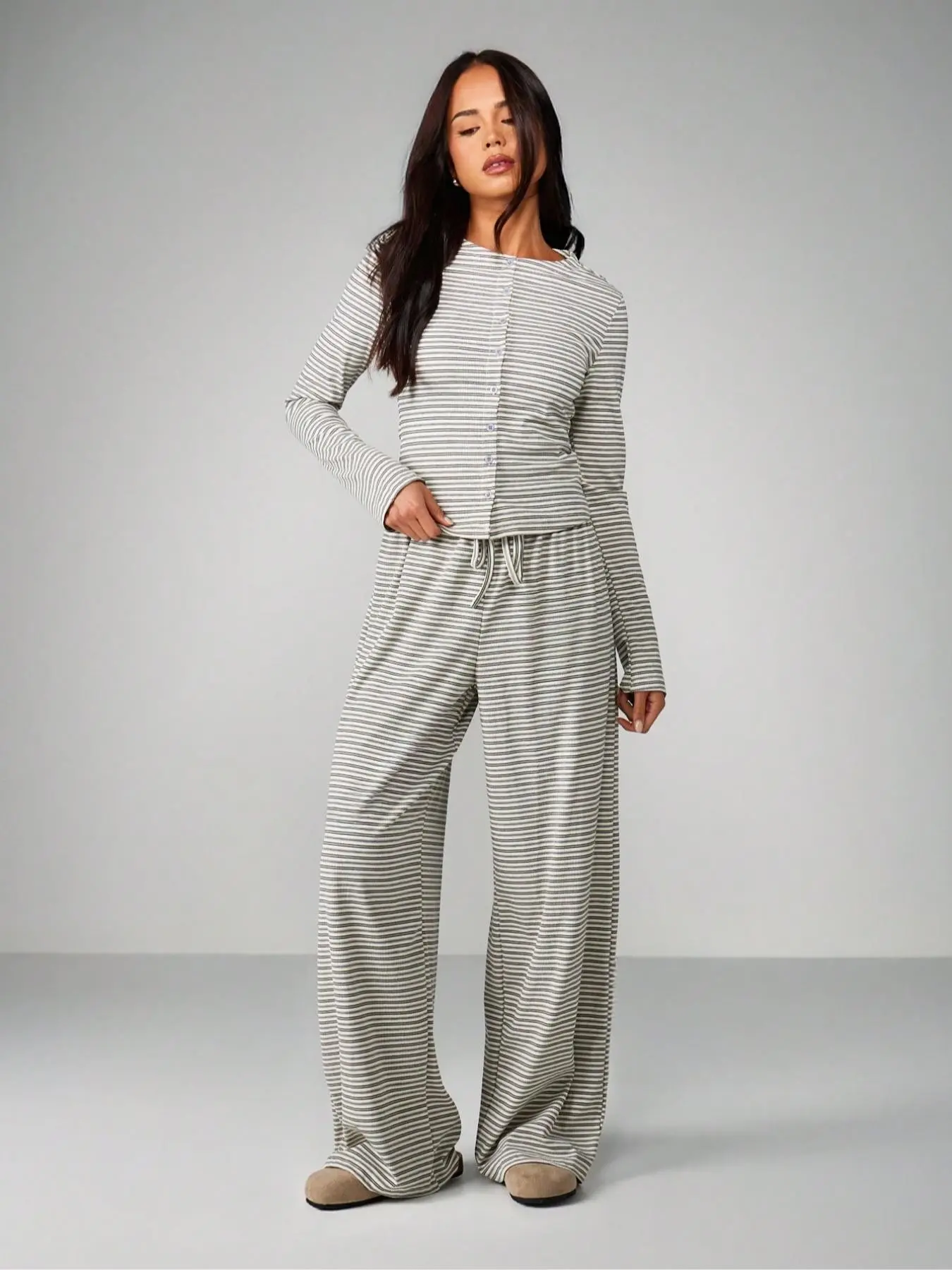 Women's 2-Piece Wide Leg Trouser Pants and Long Sleeve Striped Set, Lady, Casual Spring & Fall Knit Fabric Cardigan, Fit, Perfect for Comfort and Fashion, Knitted Fashion Set, Outfit Set, Womenswear, Clothes