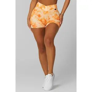 Glow V-Cut Scrunch Hot Short