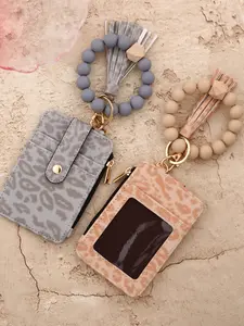Leopard Print Card Holder Silicone Bracelet Keychain Leather Wallet Women's Hand Chain Silicone Keychain ID Card Holiday Gift Girl Credit Card Case