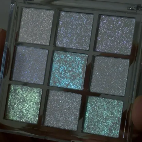 New Packaging Cotton Candy Duochrome Mini Eyeshadow-Highlighter Compact Easy to Carry Palette.
