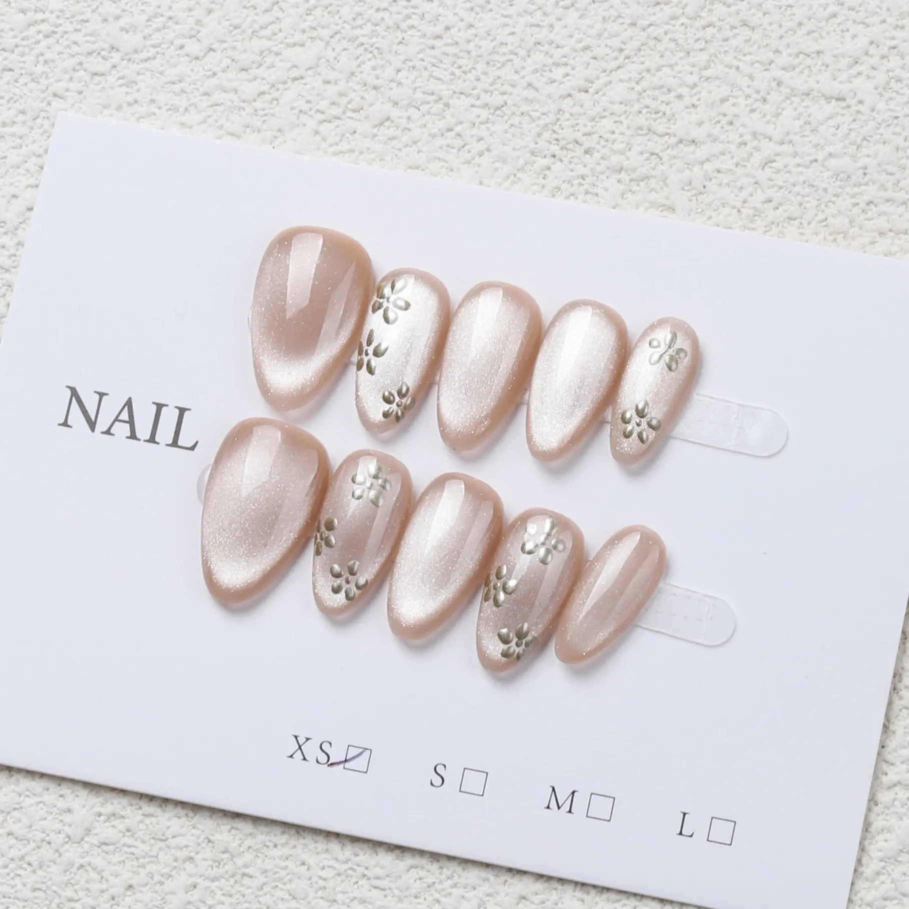 Handmade Acrylic Almond Shape Champagne Cat Eye Full Cover False Nails, Stylish Acrylic Nails, Handcrafted Quality, Floral Design, Perfect for Parties and Daily Wear, Acrylic Nail Set, Fake Nails