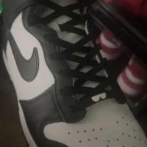 Product Review of Bread No-Tie Elastic Shoelaces – Slip-On Magic for Sneakers & Running Shoes from L**a