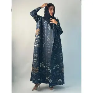 Retro Floral Print + Loose and Flesh-covering, Sanyake Pleated Abaya Robe, Suitable for Daily Outings and Casual Parties in Spring and Autumn