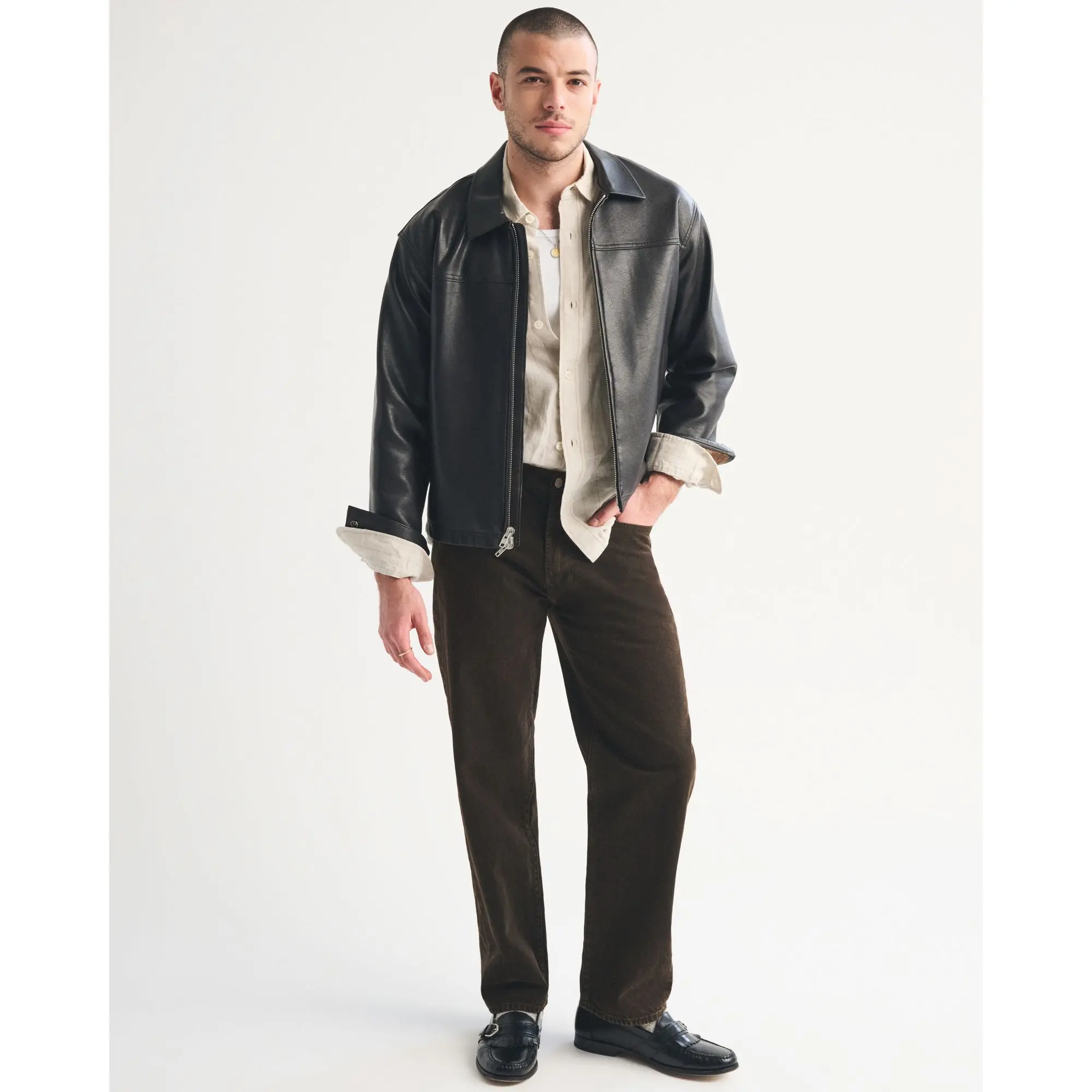 Abercrombie & Fitch Relaxed Straight Jean