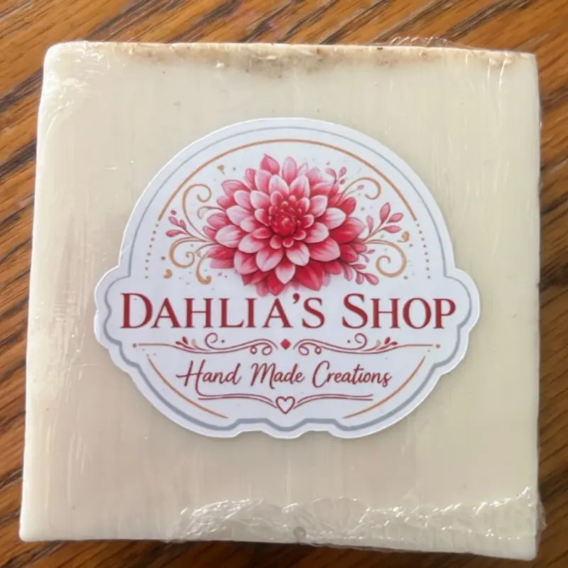 Handmade Goat Milk Base Oatmeal Honey Vitamin E Soap Natural Ingredients for Gentle Cleansing Skin Care Rich in Vitamins A D B6 B12