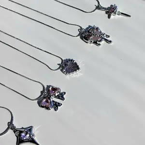 Silver-Tone Y2K Pink Crystal Pendant Snake Chain Necklace – Cute Vintage Heart Star Cross Charm Jewelry for Women