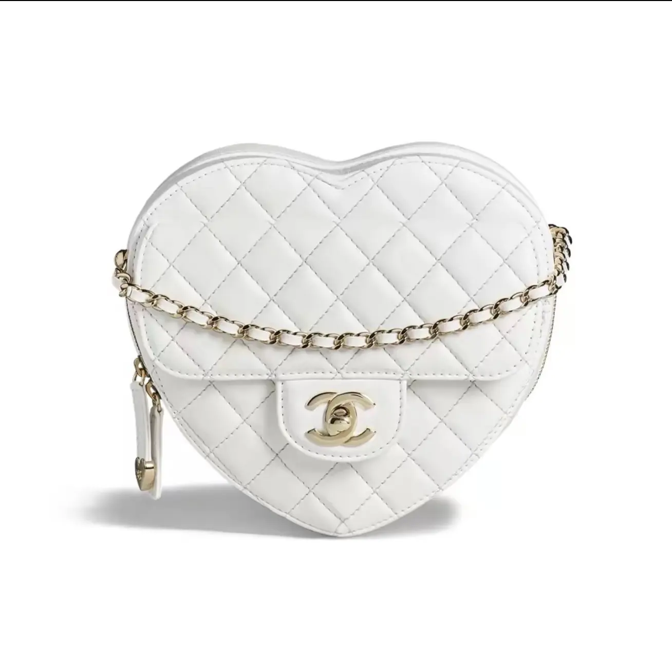 Pre-owned CHANEL 22S CC In Love Large Heart Crossbody Bag White Lambskin, Gold Hardware, Microchipped, Excellent Condition【2604530】, Crossbody Bags