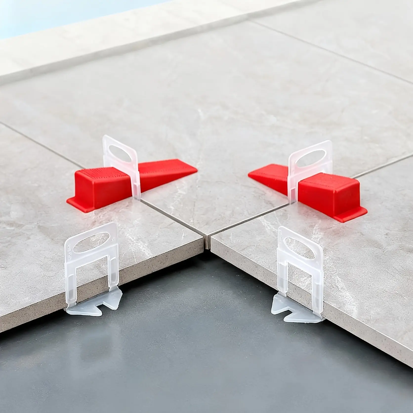 200pcs Tile Leveling System Clips, Tile Spacers Clips, Tile Tools, Floor Wall Spacer, Tiling Tool Set, Tile Installation Tools for Professional Ceramic, Tile and Ston,Base Set, Tile Positioning Leveler, 1.5mm Thick PP Material, Tile Laying Adjustment Tool