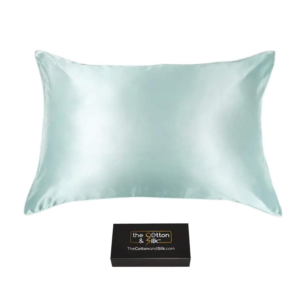 Luxurious 22 Momme Mulberry Silk Pillowcase, Light Green