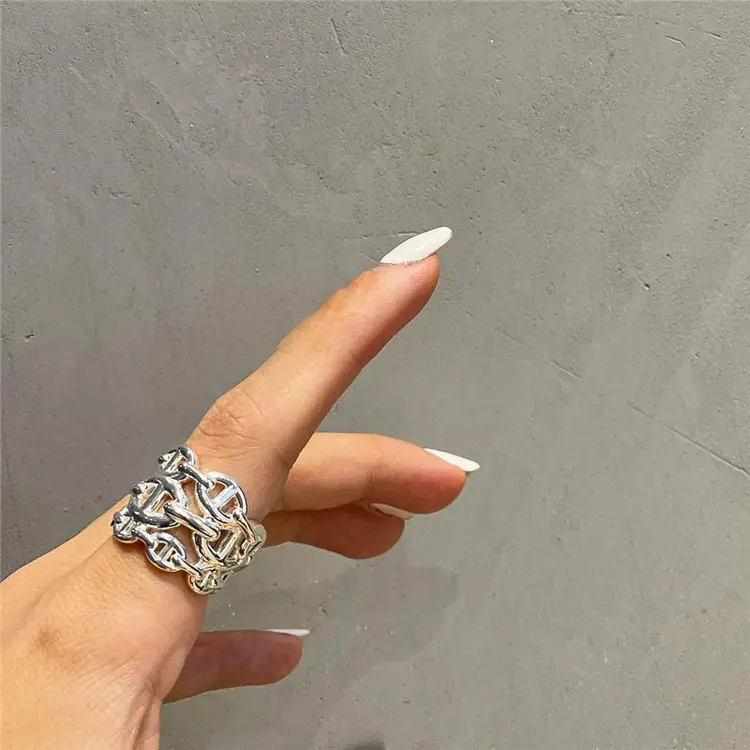 2025 New High-End 925 Sterling Silver Pig Nose Ring - Women's Niche Simple Neutral Style Stackable Fashion Ring for Daily Wear, Stackable Rings