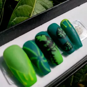 Oogie Boogie nails